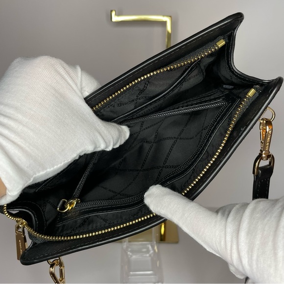 Michael Kors Jet Set Travel Crossbody - Picture 8 of 11